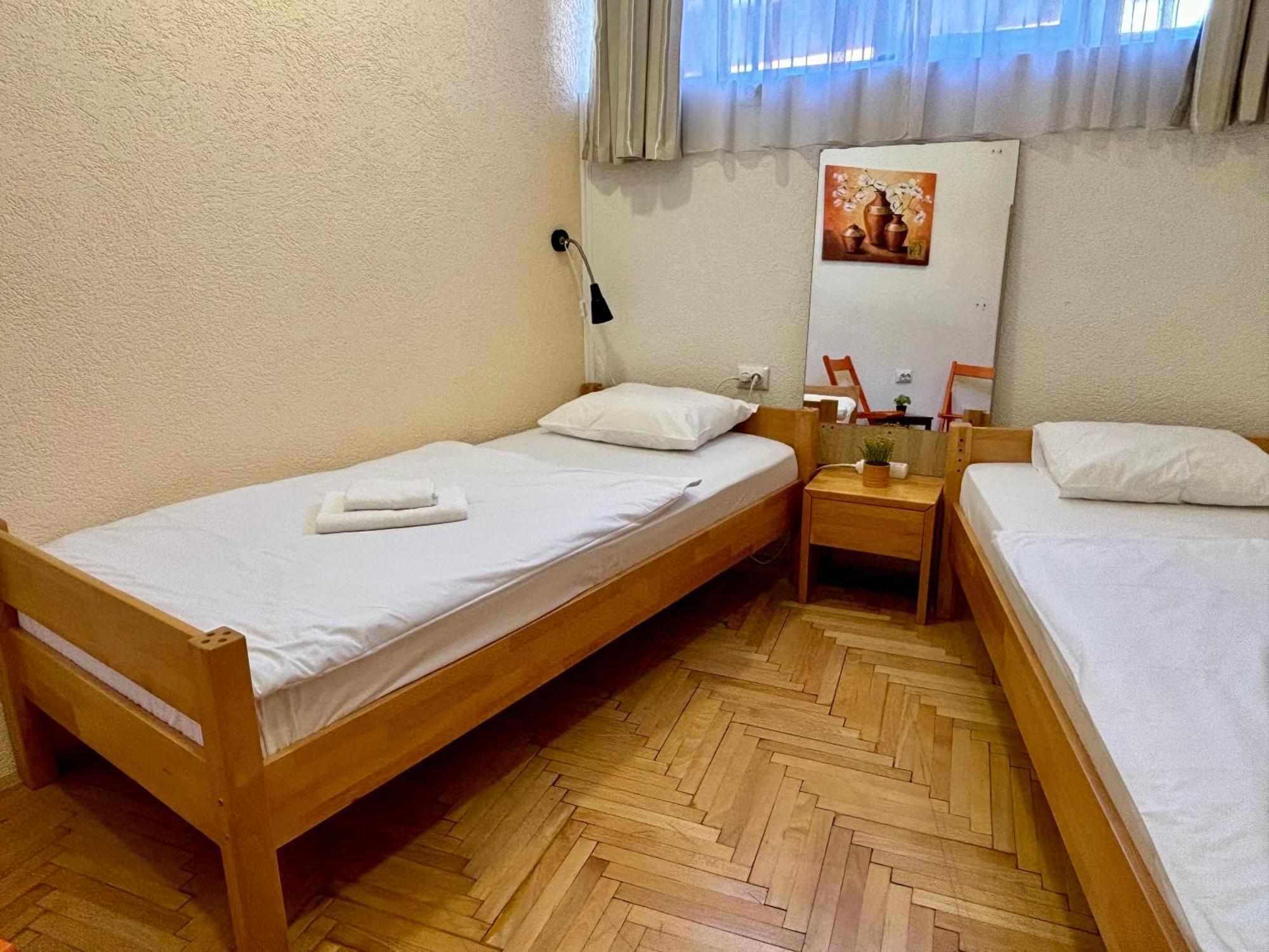Pigeon Square Rooms Сараєво Номер фото